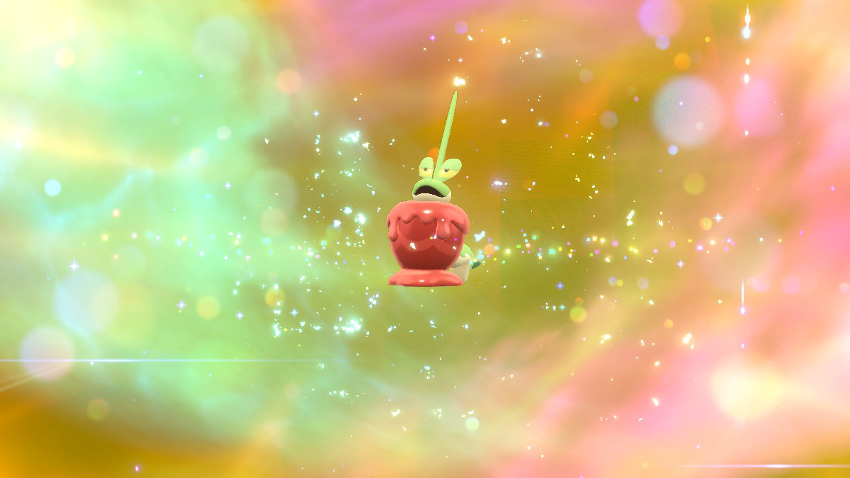 A Pokémon Scarlet & Violet: The Teal Mask screenshot depicting Dipplin's evolution.