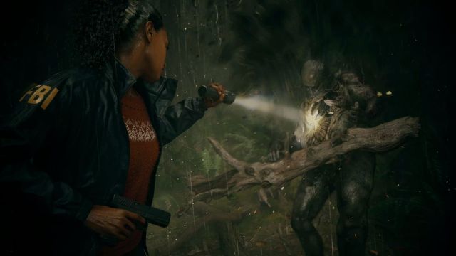 Alan Wake 2 Saga Fighting a Creature